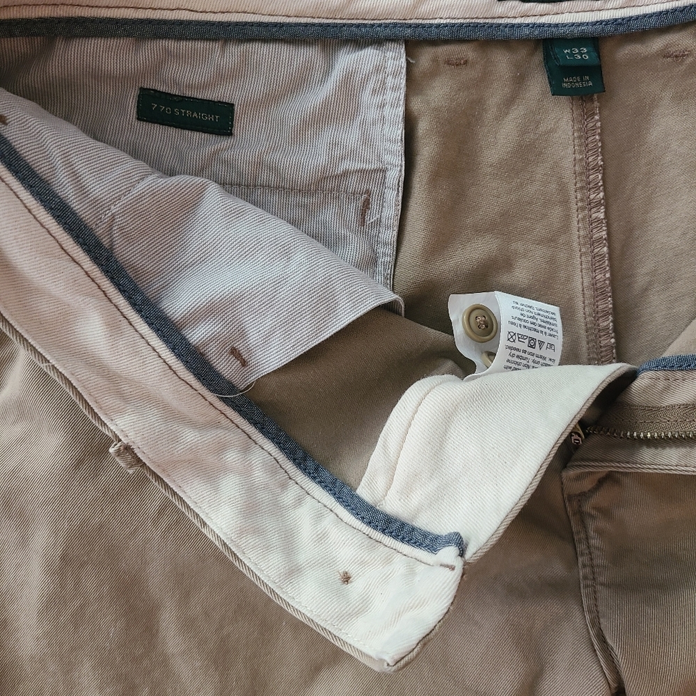J. Crew Always Relaxed Fit 770 Chinos 33/30